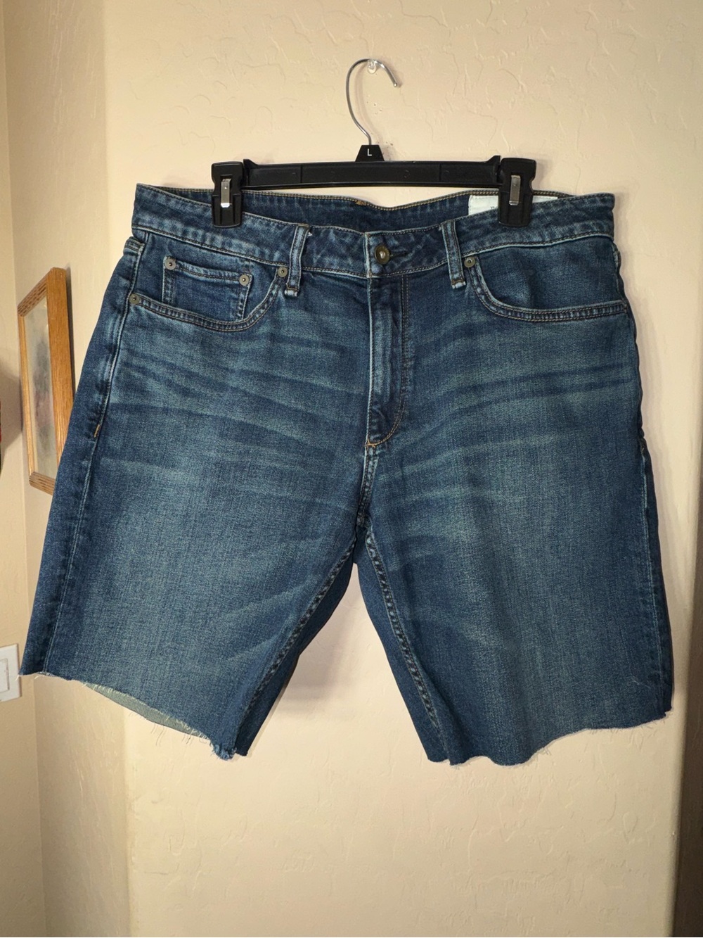 rag & bone Fit 3 Athletic Size 34 Cutoff Denim Jean Shorts Raw Hem Blue